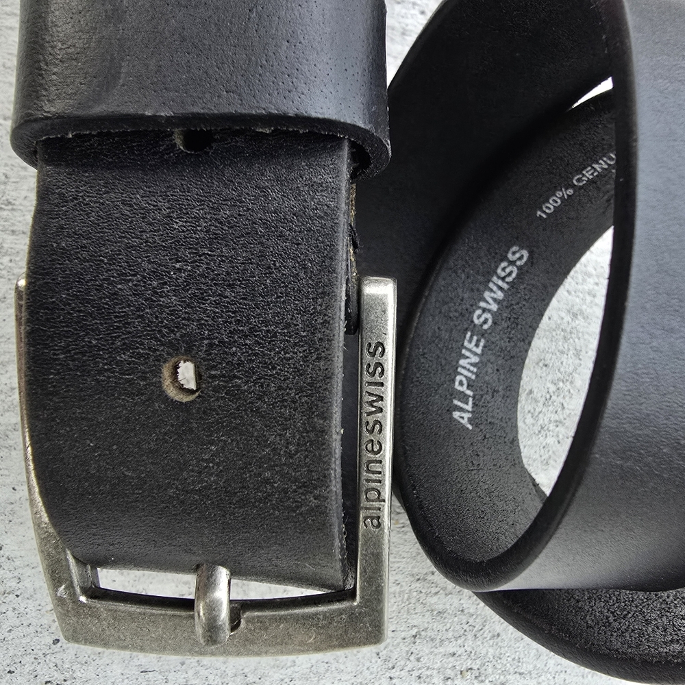 Black Leather Belt with Silver Buckle 34 " - Picture 4 of 7